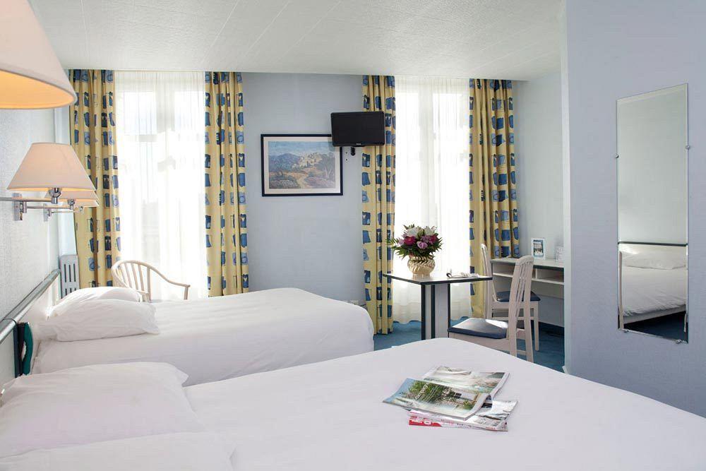 אנז'ה Hotel Suzane מראה חיצוני תמונה
