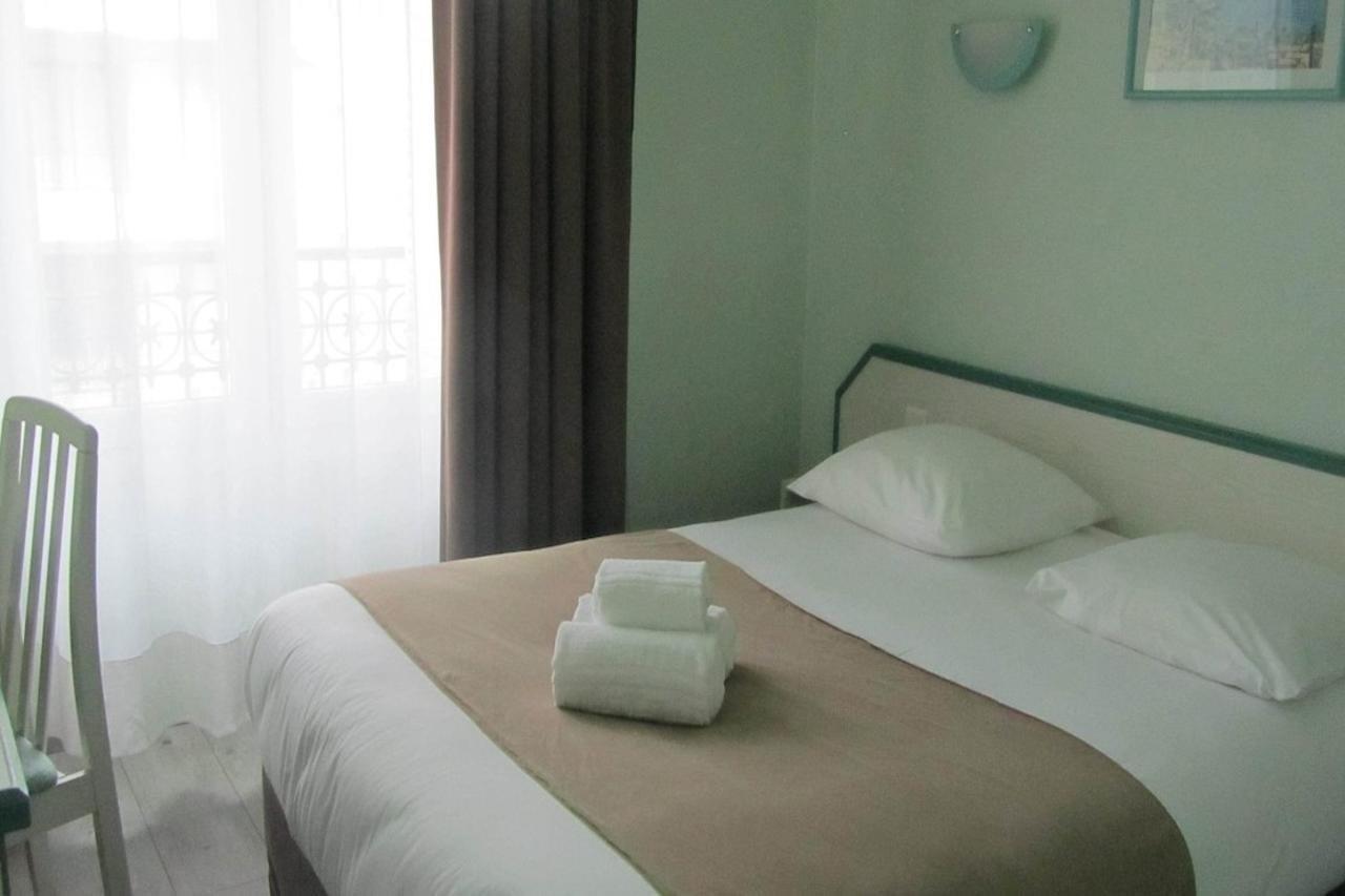 אנז'ה Hotel Suzane מראה חיצוני תמונה