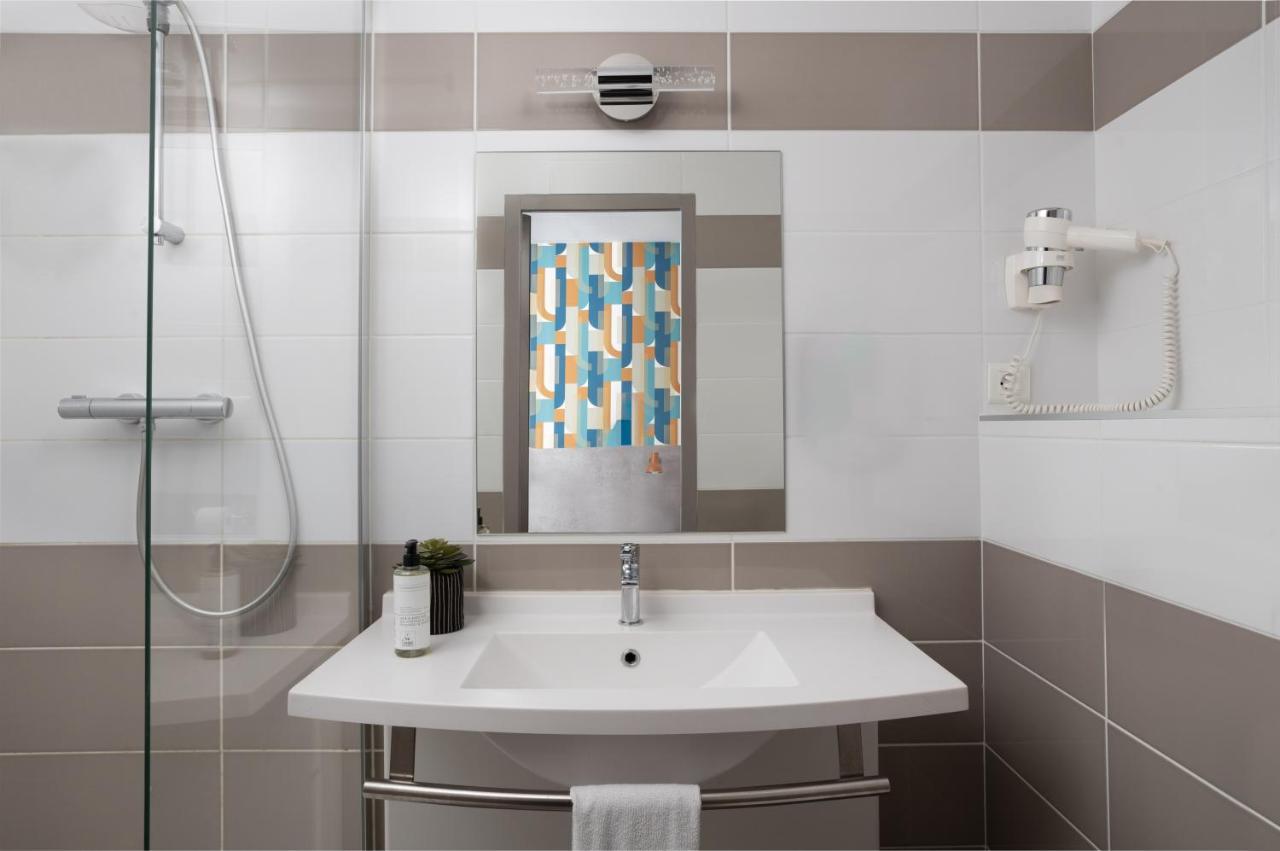 אנז'ה Hotel Suzane מראה חיצוני תמונה