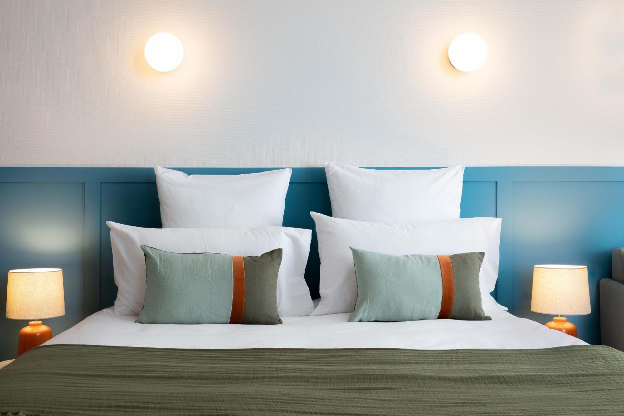 אנז'ה Hotel Suzane מראה חיצוני תמונה