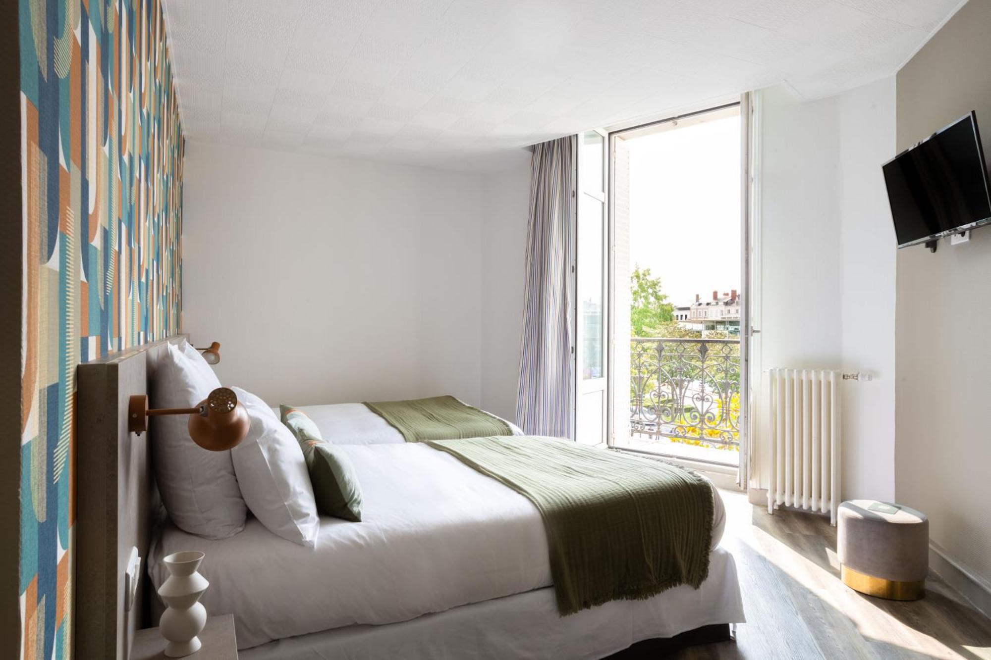אנז'ה Hotel Suzane מראה חיצוני תמונה