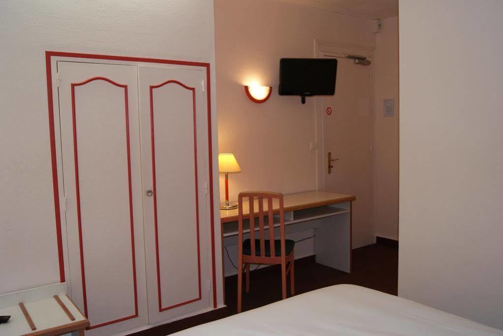 אנז'ה Hotel Suzane מראה חיצוני תמונה
